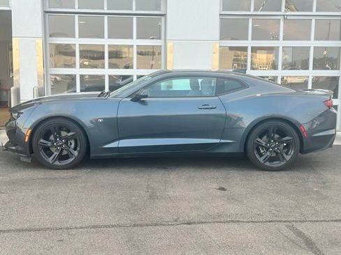 Used 2023 Chevrolet Camaro LT RWD image 3