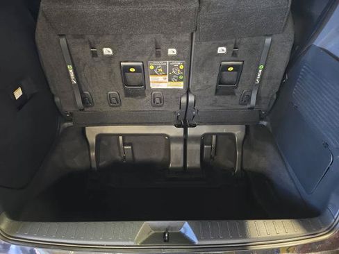 Used 2023 Toyota Sienna XSE w/ XSE Plus Package AWD/4WD image 4