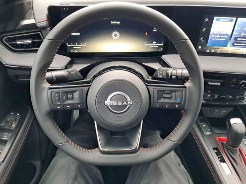 New 2026 Nissan Kicks SR w/ Cold Weather Package image 27