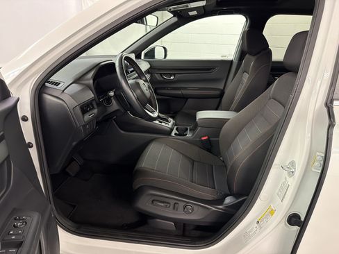 Certified 2025 Honda CR-V Sport image 5
