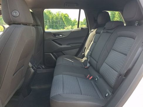 Used 2026 Chevrolet Equinox LT w/ Safety and Technology Package AWD/4WD image 16