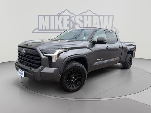 Used 2022 Toyota Tundra SR5 AWD/4WD image 1