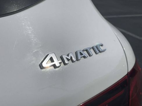 Used 2022 Mercedes-Benz GLC 300 4MATIC image 9