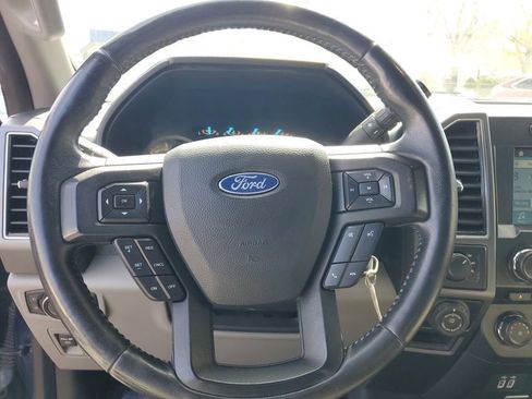 Used 2018 Ford F150 XLT w/ Equipment Group 302A Luxury image 21