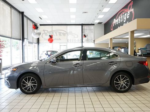 Used 2016 Lexus ES 350 FWD image 3