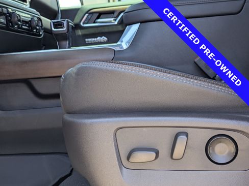 Used 2024 Chevrolet Silverado 1500 High Country w/ Technology Package AWD/4WD image 23