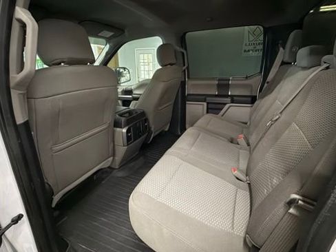 Used 2017 Ford F150 XLT w/ Equipment Group 301A Mid AWD/4WD image 24