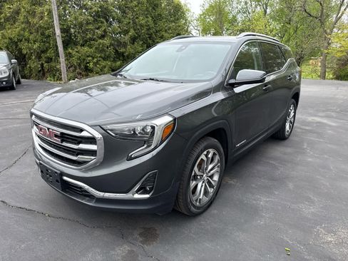 Used 2020 GMC Terrain SLT w/ GMC Pro Grade Package AWD/4WD image 7