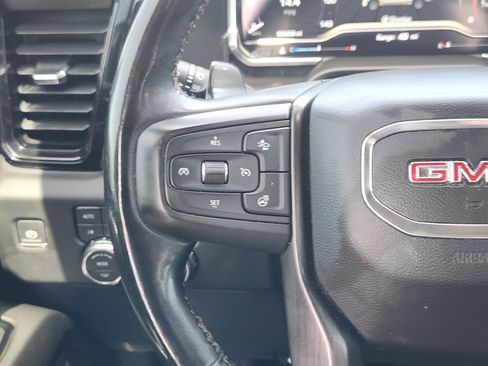 Used 2024 GMC Sierra 1500 AT4 w/ Technology Package AWD/4WD image 29