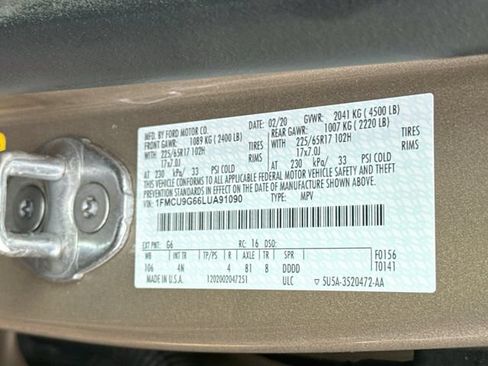 Used 2020 Ford Escape SE AWD/4WD image 25