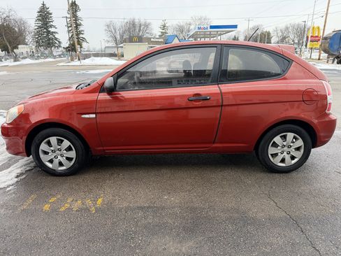 Used 2009 Hyundai Accent GS w/ Popular Equipment Pkg 2 image 6