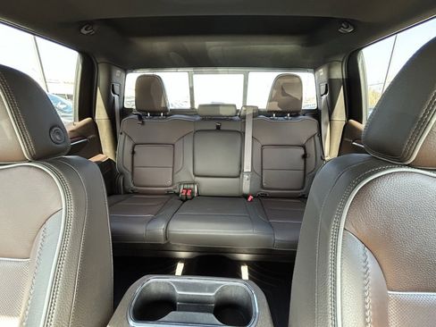 Used 2025 GMC Sierra 1500 Denali w/ Denali Reserve Package image 7