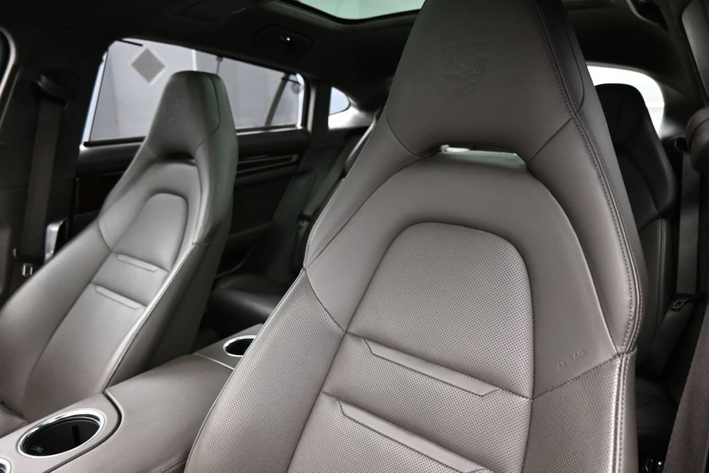 Used 2018 Porsche Panamera Turbo Executive AWD/4WD image 14