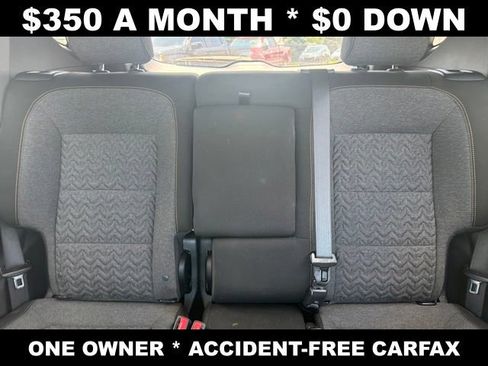Used 2024 Chevrolet Equinox LT w/ LPO, Floor Liner Package FWD image 37