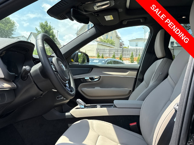 Used 2026 Volvo XC90 B6 Plus w/ Protection Package Premier AWD/4WD image 10
