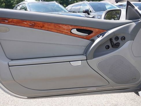 Used 2005 Mercedes-Benz SL 500 image 17