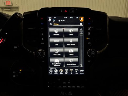 Used 2021 RAM 4500 Laramie AWD/4WD image 25