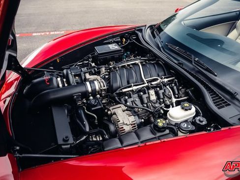 Used 2013 Chevrolet Corvette 427 w/ 1SB Preferred Equipment Group RWD image 79