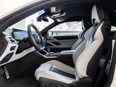 Certified 2025 BMW M4 xDrive Competition w/ Executive Package AWD/4WD image 11