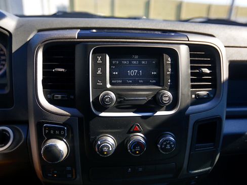 Used 2017 RAM 1500 Express image 8
