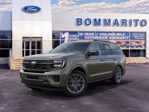 New 2027 Ford Expedition Platinum w/ Stealth Appearance Package AWD/4WD image 2
