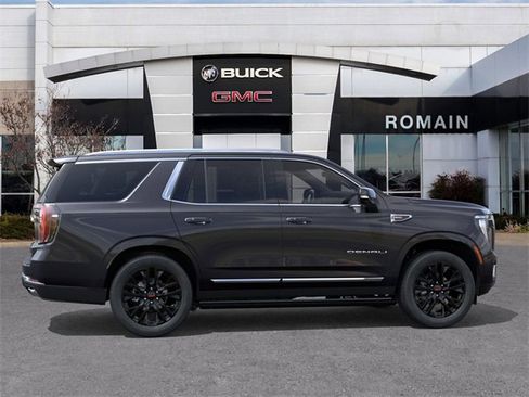 New 2026 GMC Yukon Denali w/ Sun & Power Step Package image 5