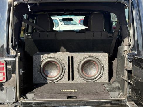 Used 2016 Jeep Wrangler Unlimited Sahara w/ Connectivity Group image 6