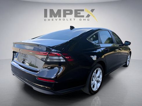 Used 2025 Honda Accord LX image 5