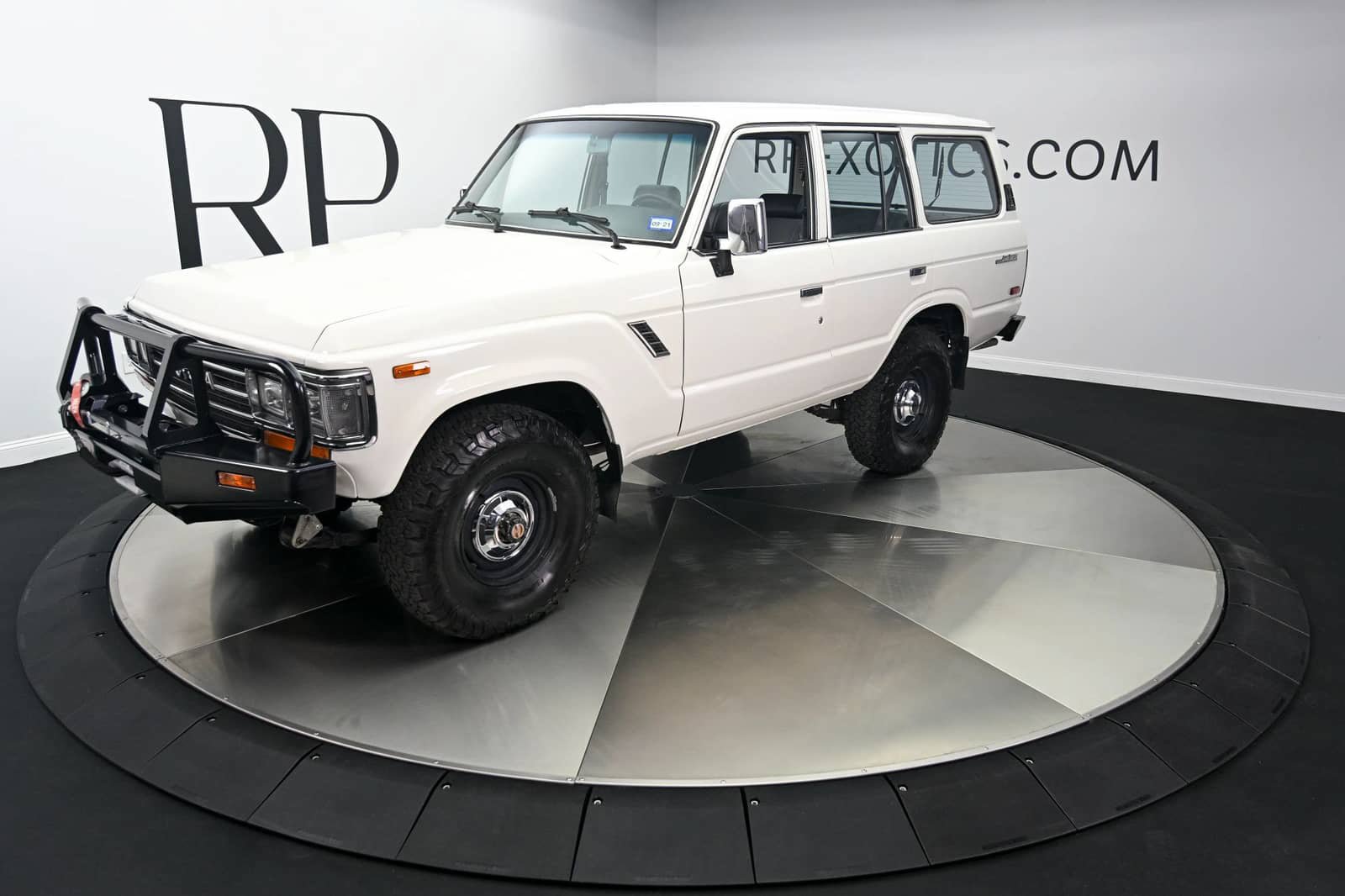 Used 1988 Toyota Land Cruiser AWD/4WD image 1