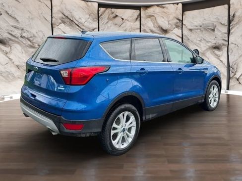 Used 2019 Ford Escape SE FWD image 5