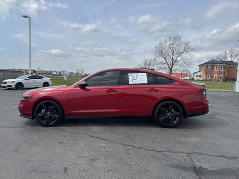Certified 2025 Honda Accord Sport image 4
