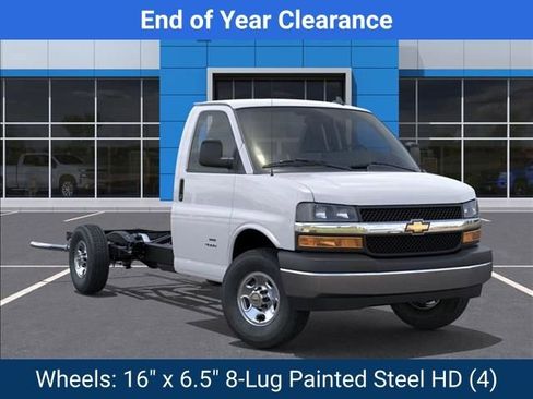 New 2025 Chevrolet Express 3500 w/ Power Convenience Package image 8