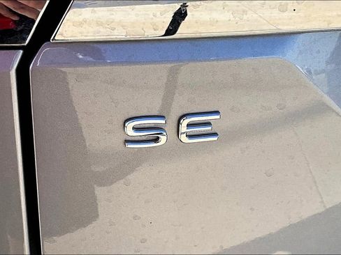 Used 2026 Volkswagen Atlas SE AWD/4WD image 9