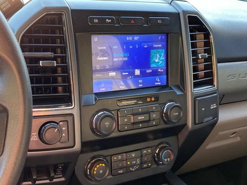 Used 2022 Ford F250 XLT w/ XLT Premium Package AWD/4WD image 8