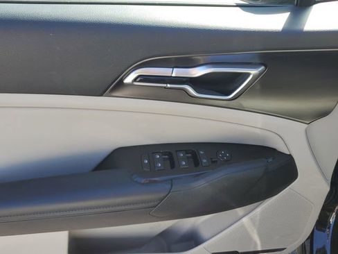 Certified 2023 Kia Sportage EX image 17