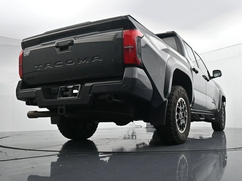 Used 2024 Toyota Tacoma TRD Off-Road w/ TRD Off Road Premium Package AWD/4WD image 22