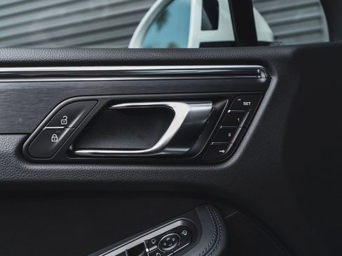 New 2026 Porsche Macan GTS AWD/4WD image 30