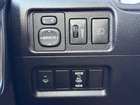 Used 2020 Toyota 4Runner TRD Off-Road Premium AWD/4WD image 29