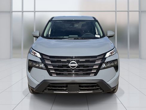 New 2026 Nissan Rogue SV w/ Cold Weather Package FWD image 9