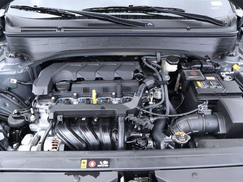 New 2026 Hyundai Venue SEL FWD image 19