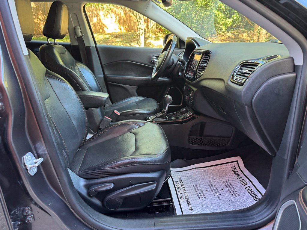 Used 2019 Jeep Compass Limited AWD/4WD image 27