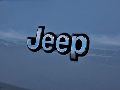 Used 2021 Jeep Grand Cherokee L Summit image 34
