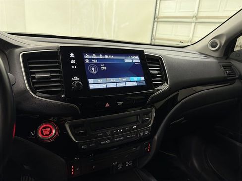 Used 2019 Honda Pilot Touring image 26