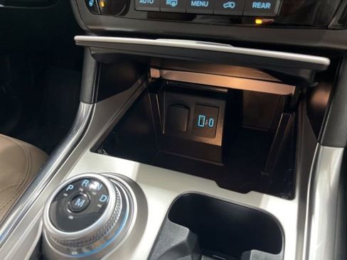 Used 2020 Ford Explorer XLT w/ Equipment Group 202A image 41