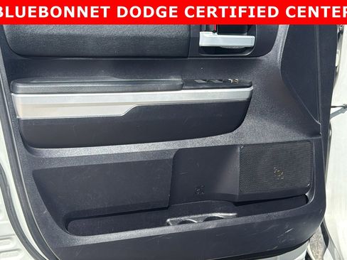 Used 2016 Toyota Tundra SR5 w/ SR5 Upgrade Package image 11