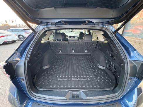 Used 2020 Subaru Outback Limited image 5