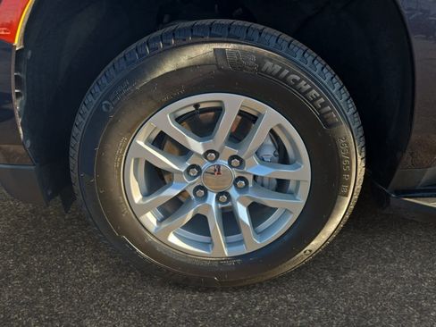 Used 2024 Chevrolet Tahoe LS image 14