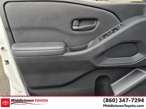 Used 2022 Nissan Frontier S w/ Technology Package AWD/4WD image 10