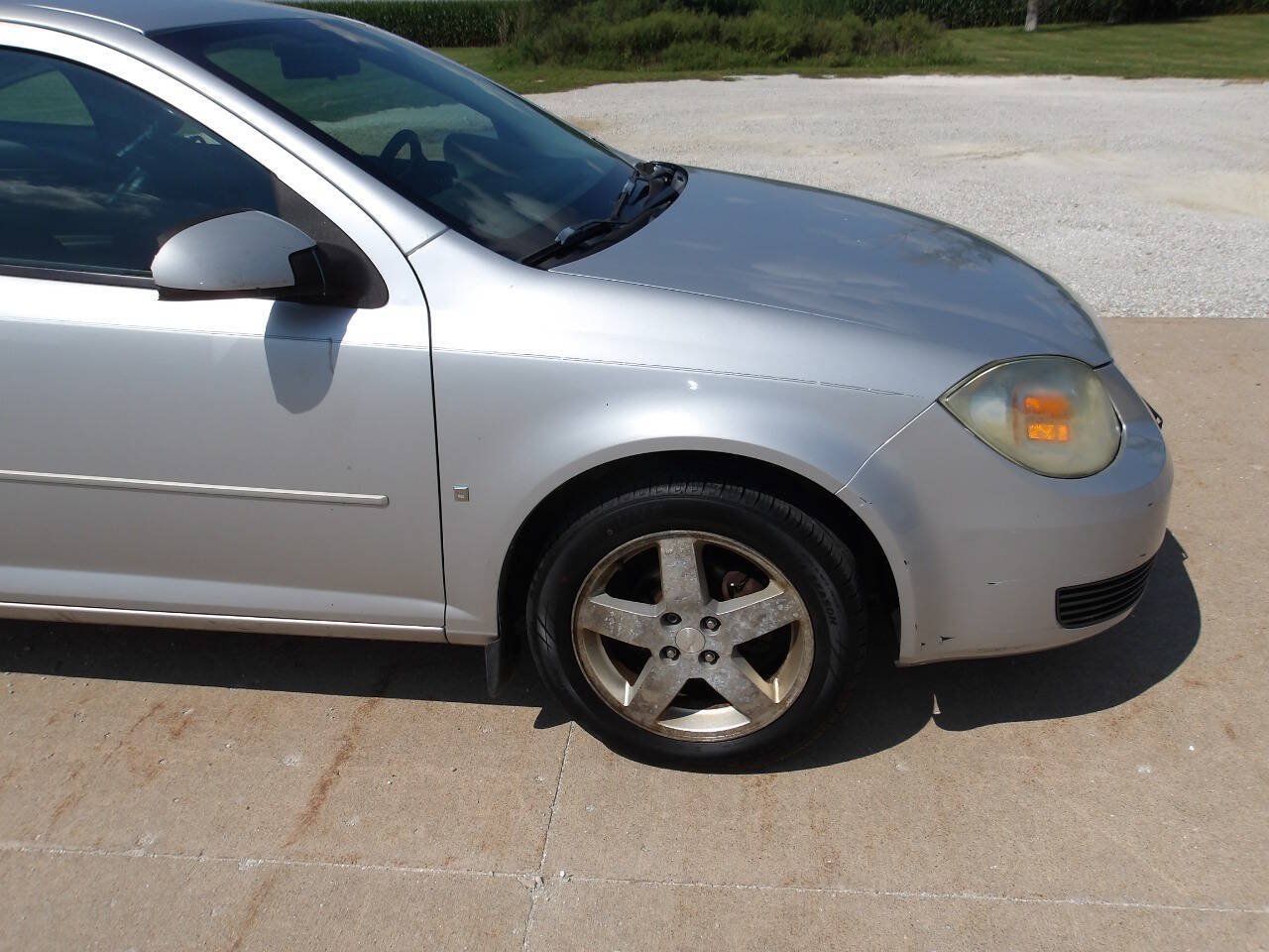 Used 2006 Chevrolet Cobalt LT w/ Preferred Equipment Group FWD image 26