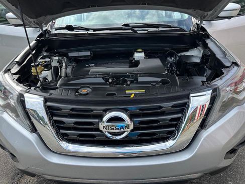 Used 2019 Nissan Pathfinder SL AWD/4WD image 40